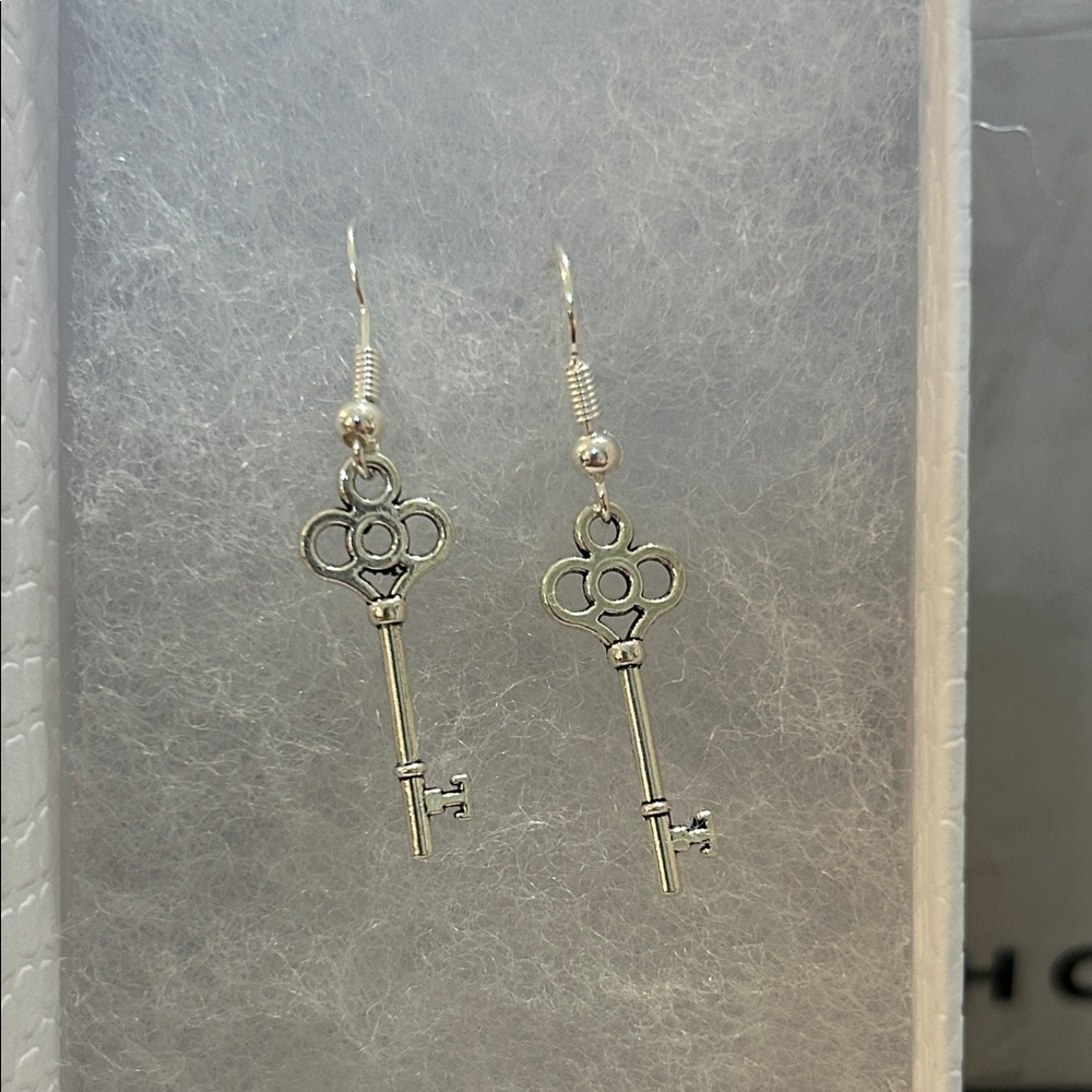 Silver Key Dangle Earrings